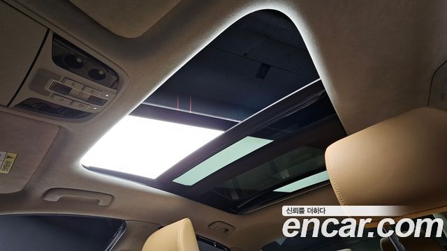 Kia K7 2021 — photo 24