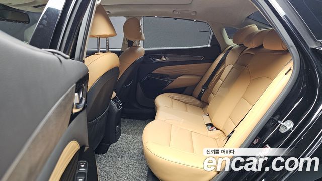 Kia K7 2021 — photo 16