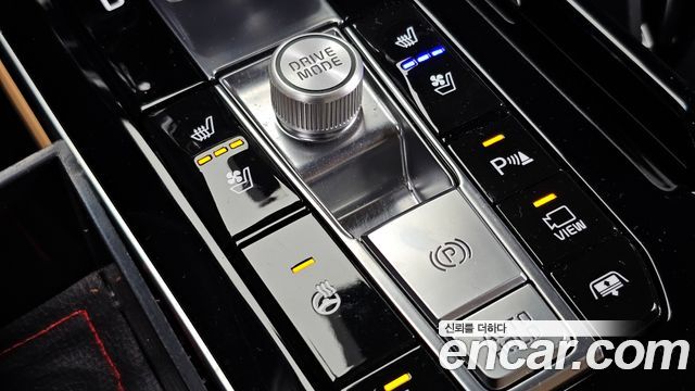 Kia K7 2021 — photo 29