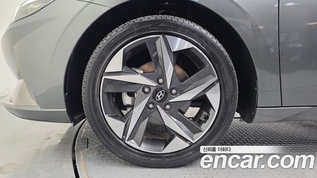 Hyundai AVANTE 2021 — photo 5