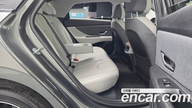 Hyundai AVANTE 2021 — photo 18