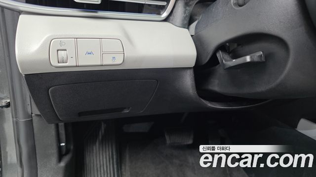 Hyundai AVANTE 2021 — photo 24
