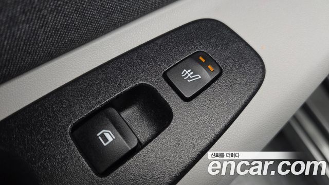 Hyundai AVANTE 2021 — photo 25