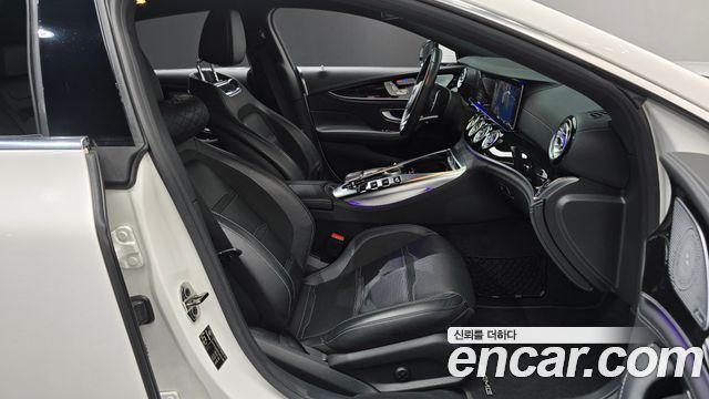 Mercedes-Benz AMG GT 2020 — photo 11