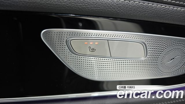 Mercedes-Benz AMG GT 2020 — photo 18