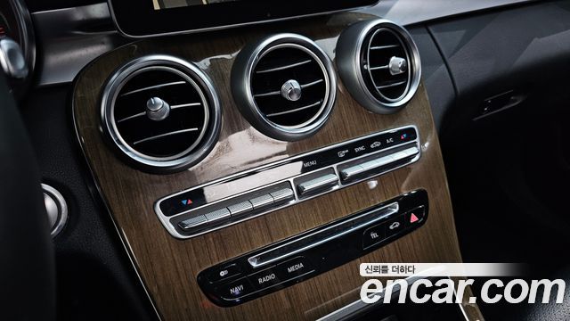 Mercedes-Benz C-Class 2016 — photo 15
