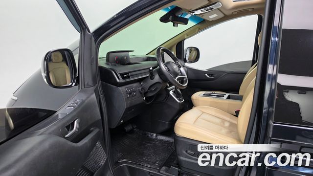 Hyundai Staria 2023 — photo 10