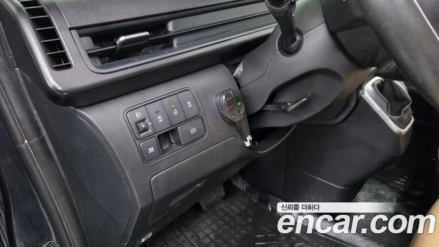 Hyundai Staria 2023 — photo 20