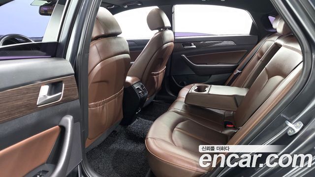 Hyundai Sonata 2018 — photo 11
