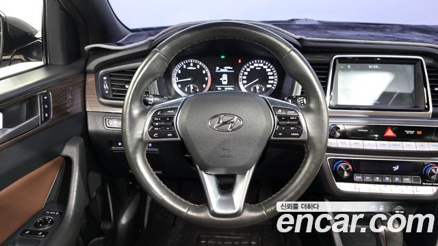 Hyundai Sonata 2018 — photo 12