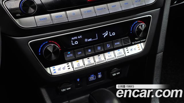 Hyundai Sonata 2018 — photo 18