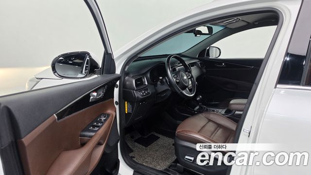 Kia Sorento 2016 — photo 10