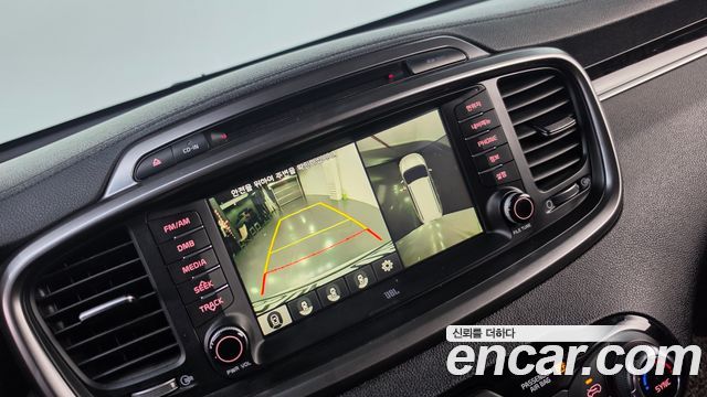 Kia Sorento 2016 — photo 14