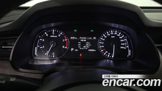 Kia K7 2020 — photo 11