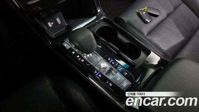 Kia K7 2020 — photo 12