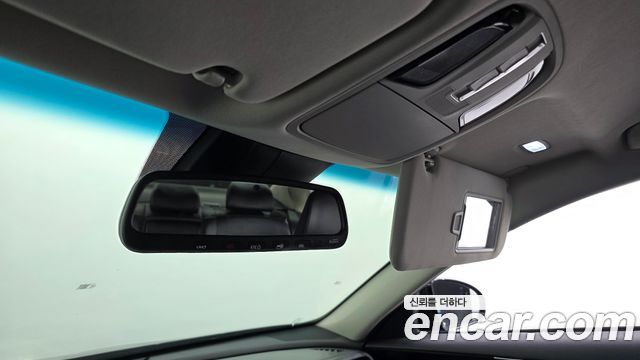 Kia K7 2020 — photo 25