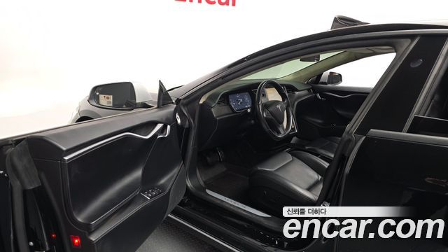 Tesla Model S 2018 — photo 10