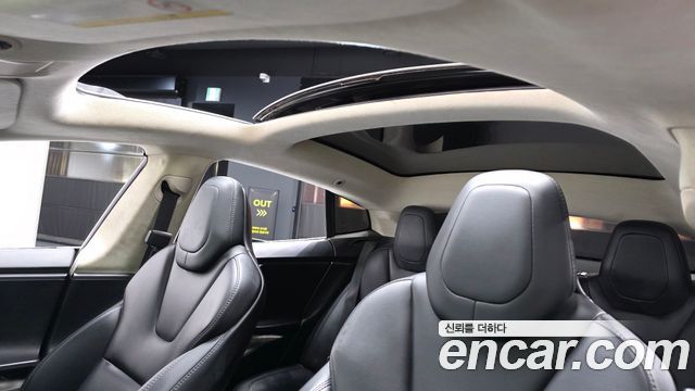 Tesla Model S 2018 — photo 19