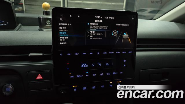 Hyundai Staria 2025 — photo 14