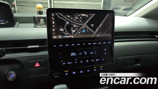 Hyundai Staria 2025 — photo 15