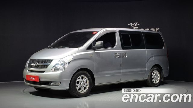 Hyundai Starex 2014 — photo 1