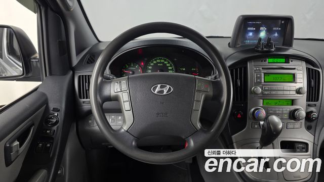 Hyundai Starex 2014 — photo 13