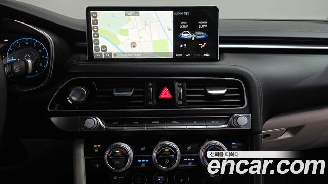 Genesis G70 2023 — photo 18