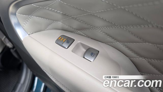 Genesis G70 2023 — photo 26