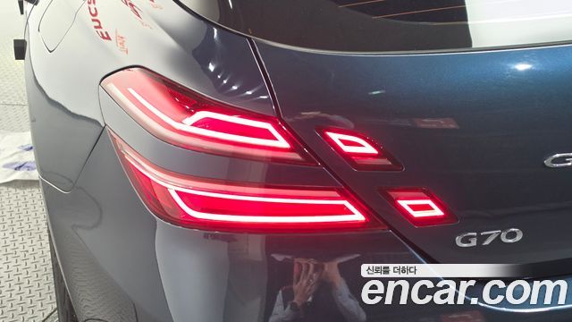 Genesis G70 2023 — photo 9