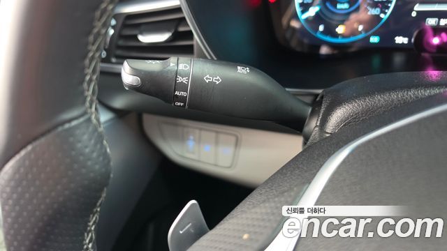 Genesis G70 2023 — photo 29