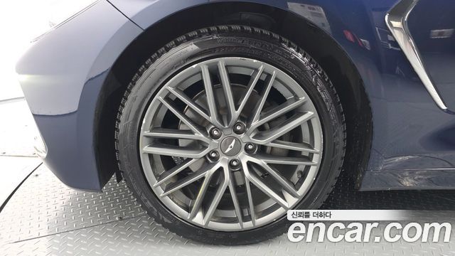 Genesis G70 2018 — photo 5