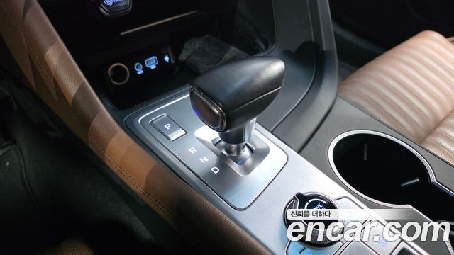 Genesis G70 2018 — photo 9