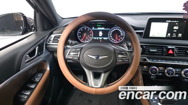 Genesis G70 2018 — photo 13