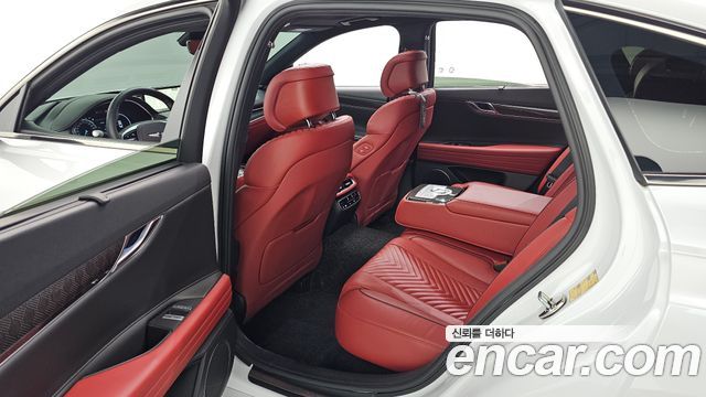 Genesis G80 2022 — photo 11