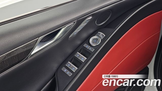 Genesis G80 2022 — photo 15