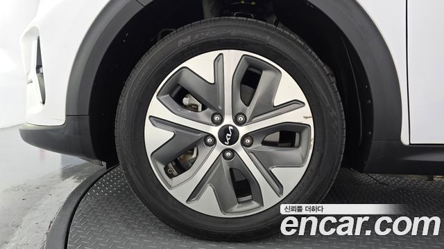 Kia Niro 2023 — photo 5