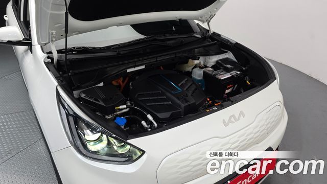 Kia Niro 2023 — photo 6