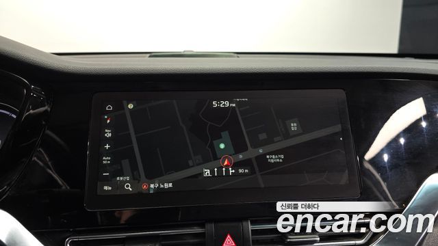 Kia Niro 2023 — photo 13