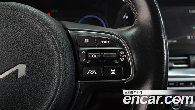 Kia Niro 2023 — photo 14