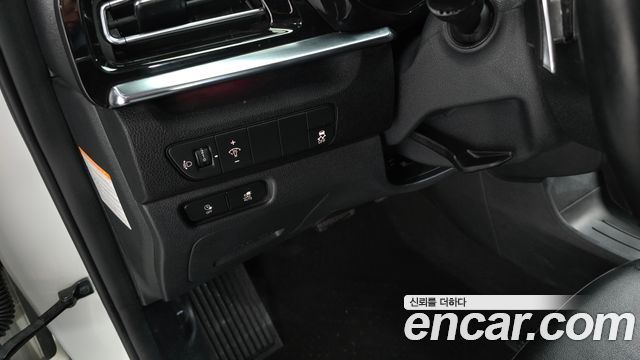 Kia Niro 2023 — photo 18