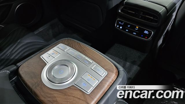 Genesis G80 2021 — photo 26