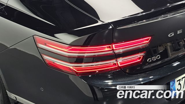 Genesis G80 2021 — photo 9