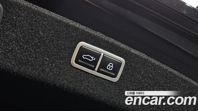 Genesis G80 2021 — photo 30