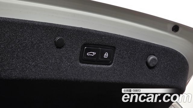 Kia K8 2023 — photo 26