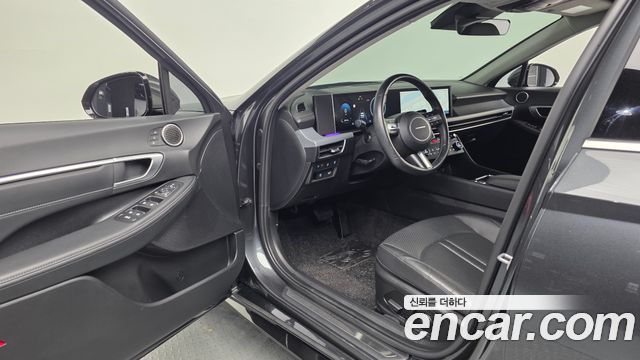 Hyundai Sonata 2025 — photo 13