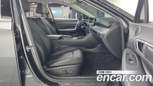 Hyundai Sonata 2025 — photo 17