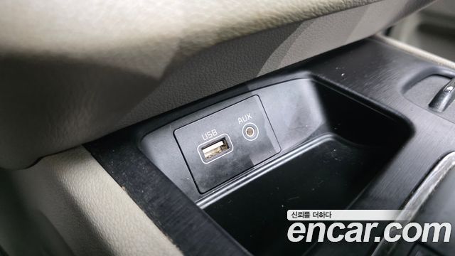 Kia Canival 2016 — photo 30