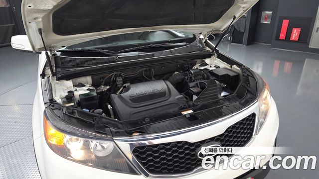 Kia Sorento 2010 — photo 6