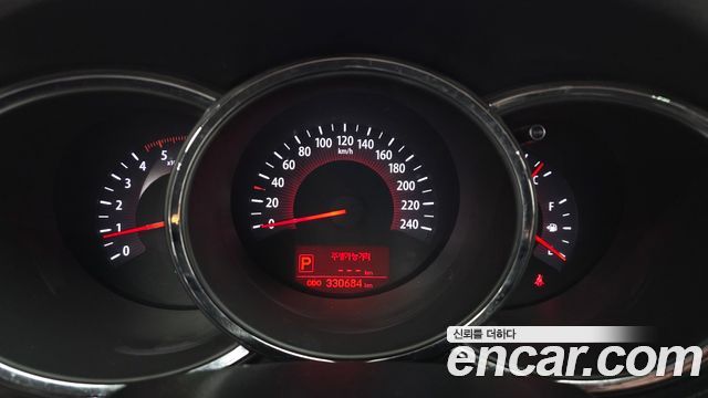 Kia Sorento 2010 — photo 8