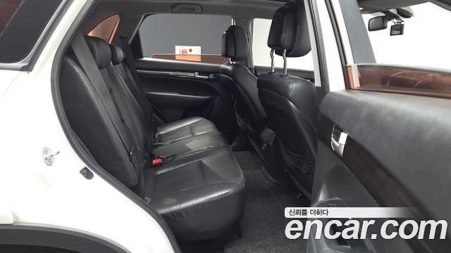 Kia Sorento 2010 — photo 12